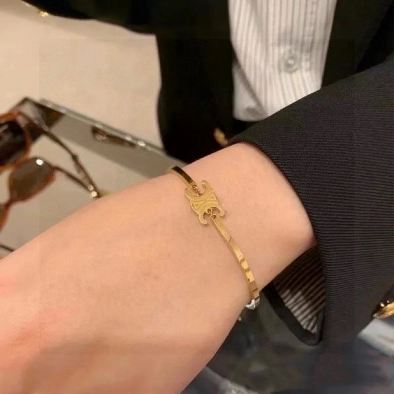 Ce**e bracelets